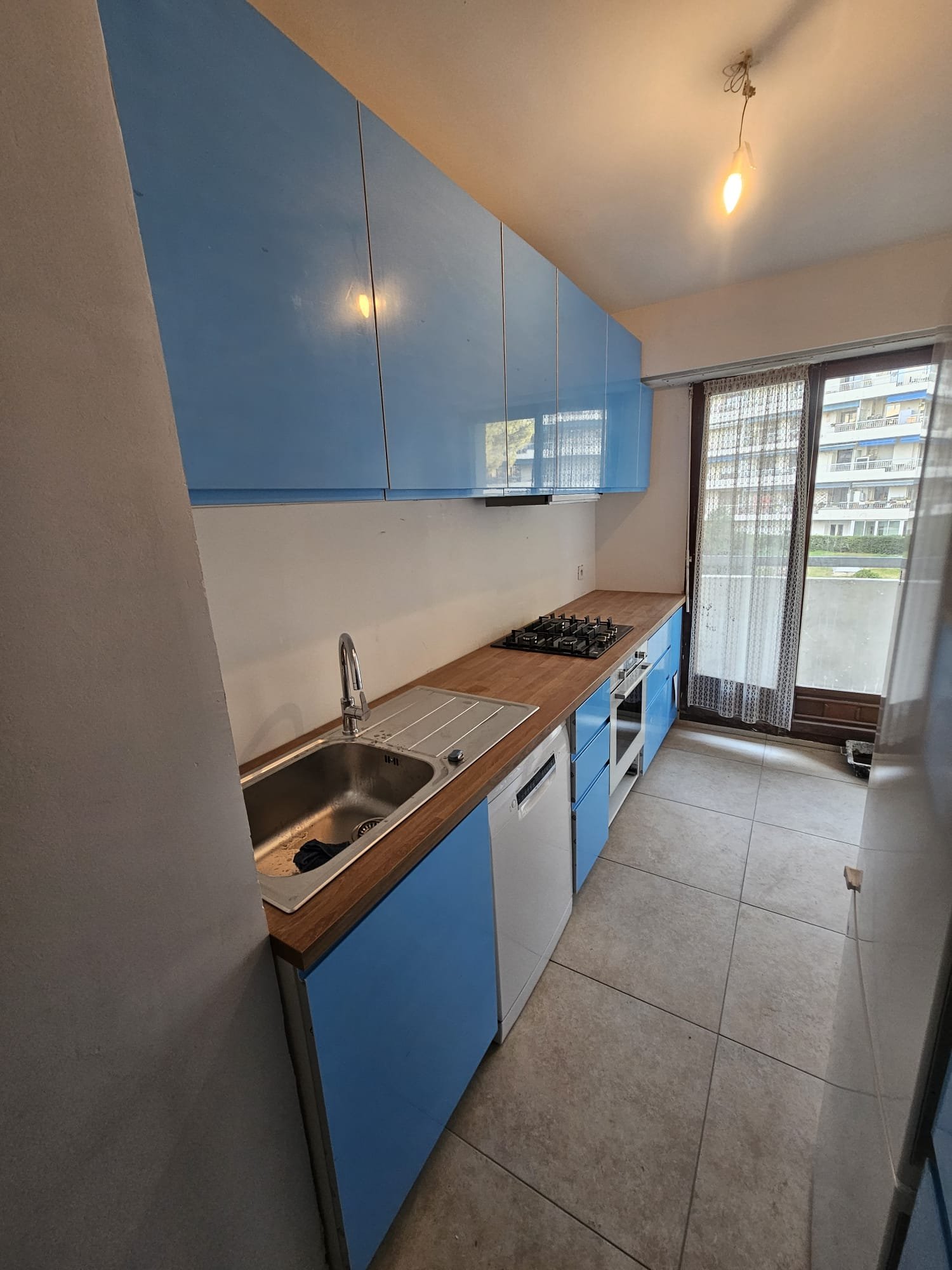 Cuisine bleue moderne Marseille